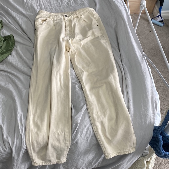 Straight leg jean - Picture 3 of 3